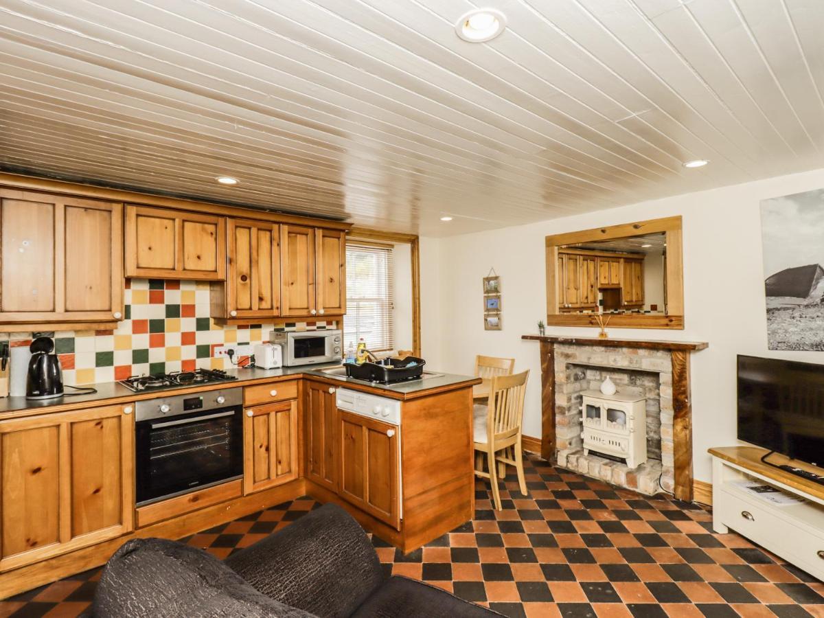 2 Burnside Place Kirkcudbright Esterno foto