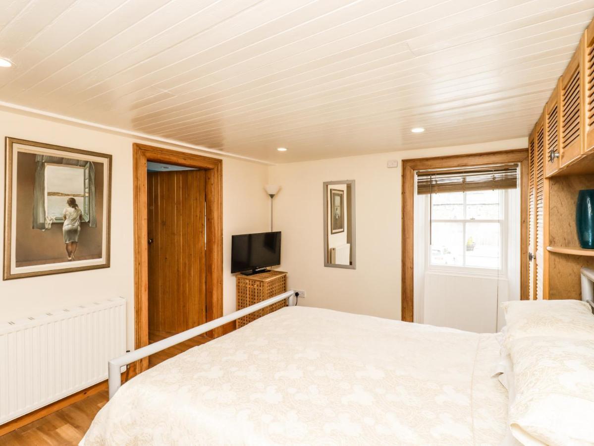 2 Burnside Place Kirkcudbright Esterno foto